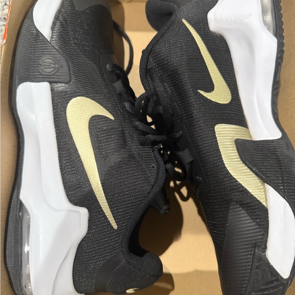 Nike Air Max Impact 4 in Black and Gold Brand New - Picture 2 of 10